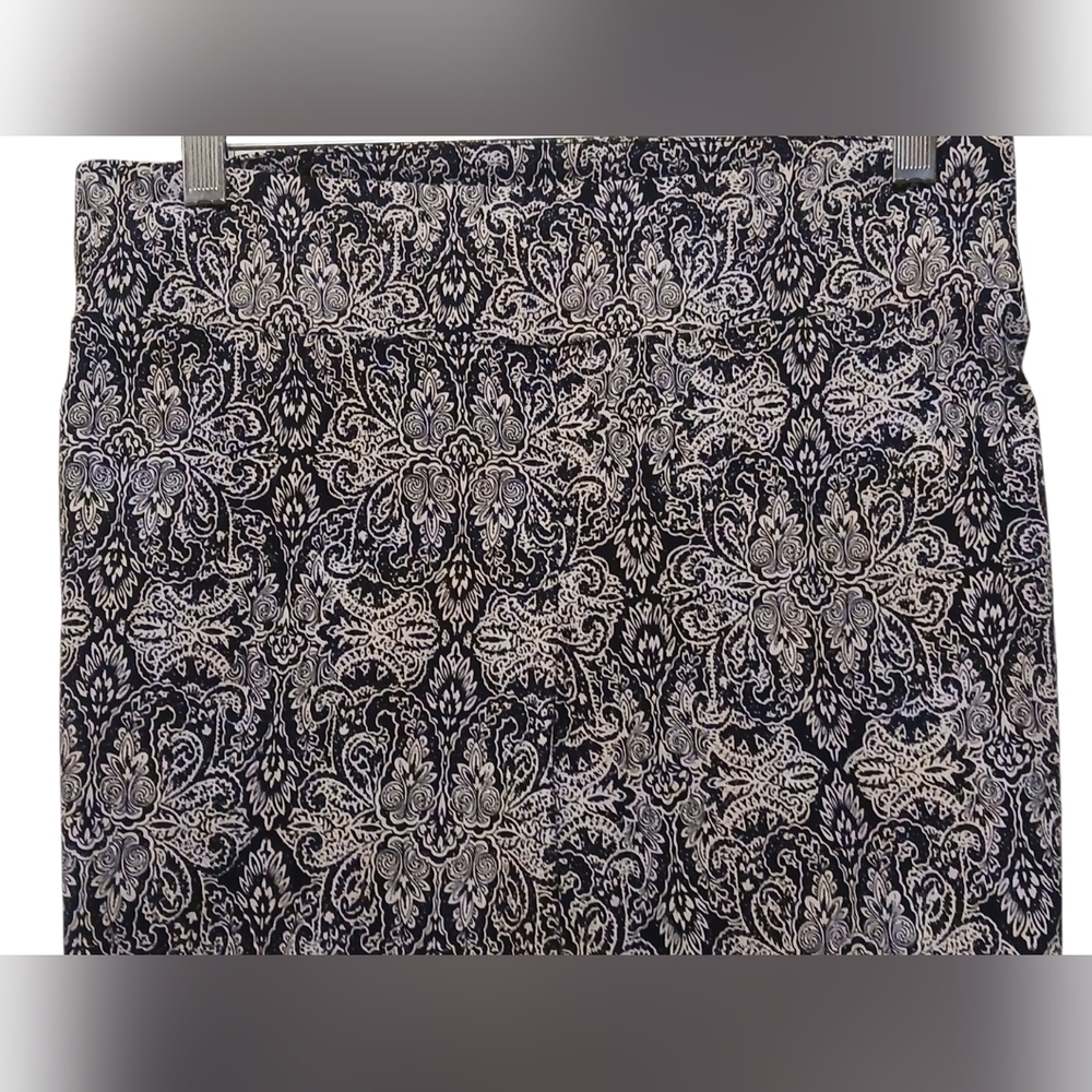 Jules & Leopold - Navy Blue & White Paisley Pants, Faux Back Pockets, Stretch... - Picture 5 of 8
